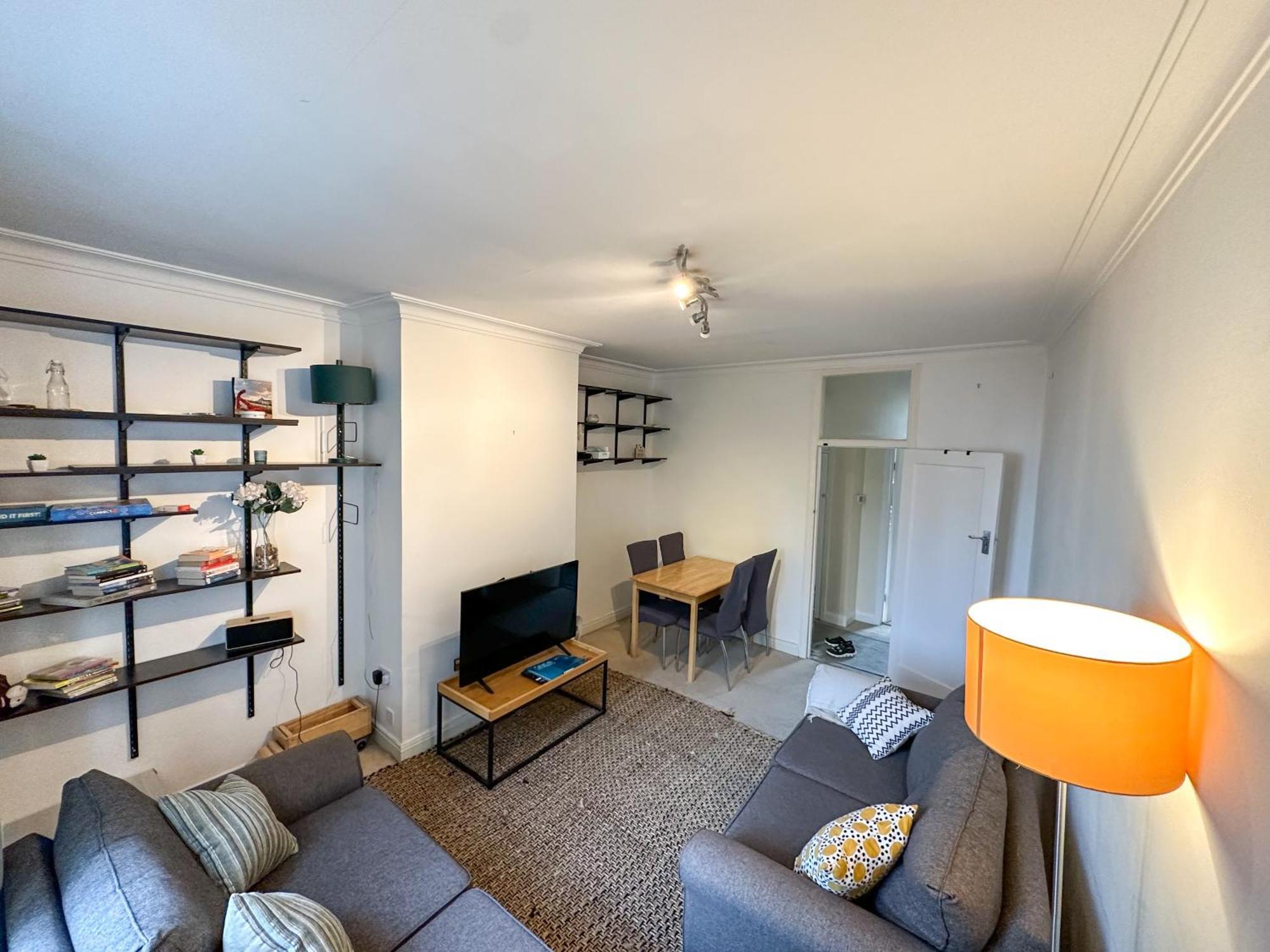 2 Bed Flat - Short Walk From Brent Cross Station Apartment Hendon Exterior photo